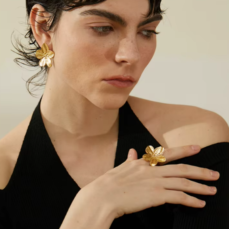 Brincos Floral Tendência em Aço Inoxidável