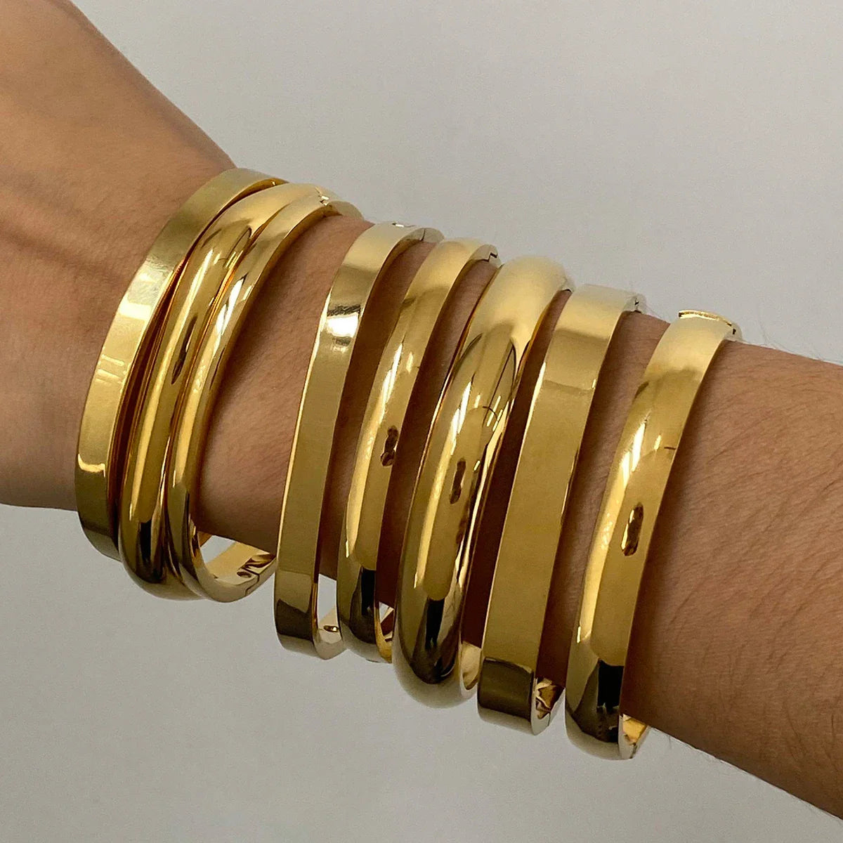 Pulseiras Rígidas em Aço Inoxidável