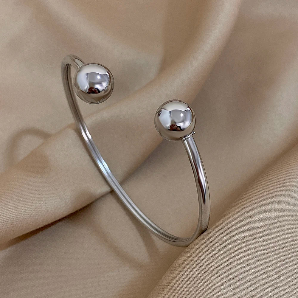 Pulseira em Tendência em Aço Inox Prateado