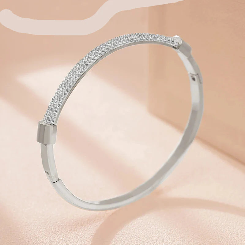 Pulseira Rígida Brilhante em Aço Inox
