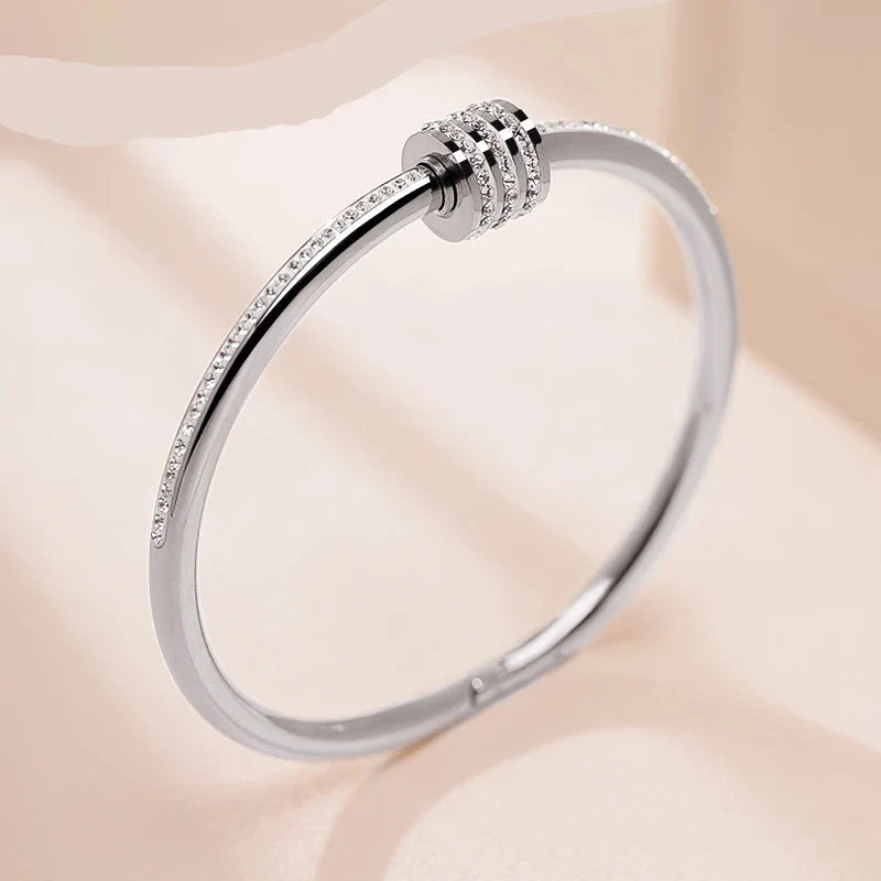 Pulseira Sofisticada em Aço Inox