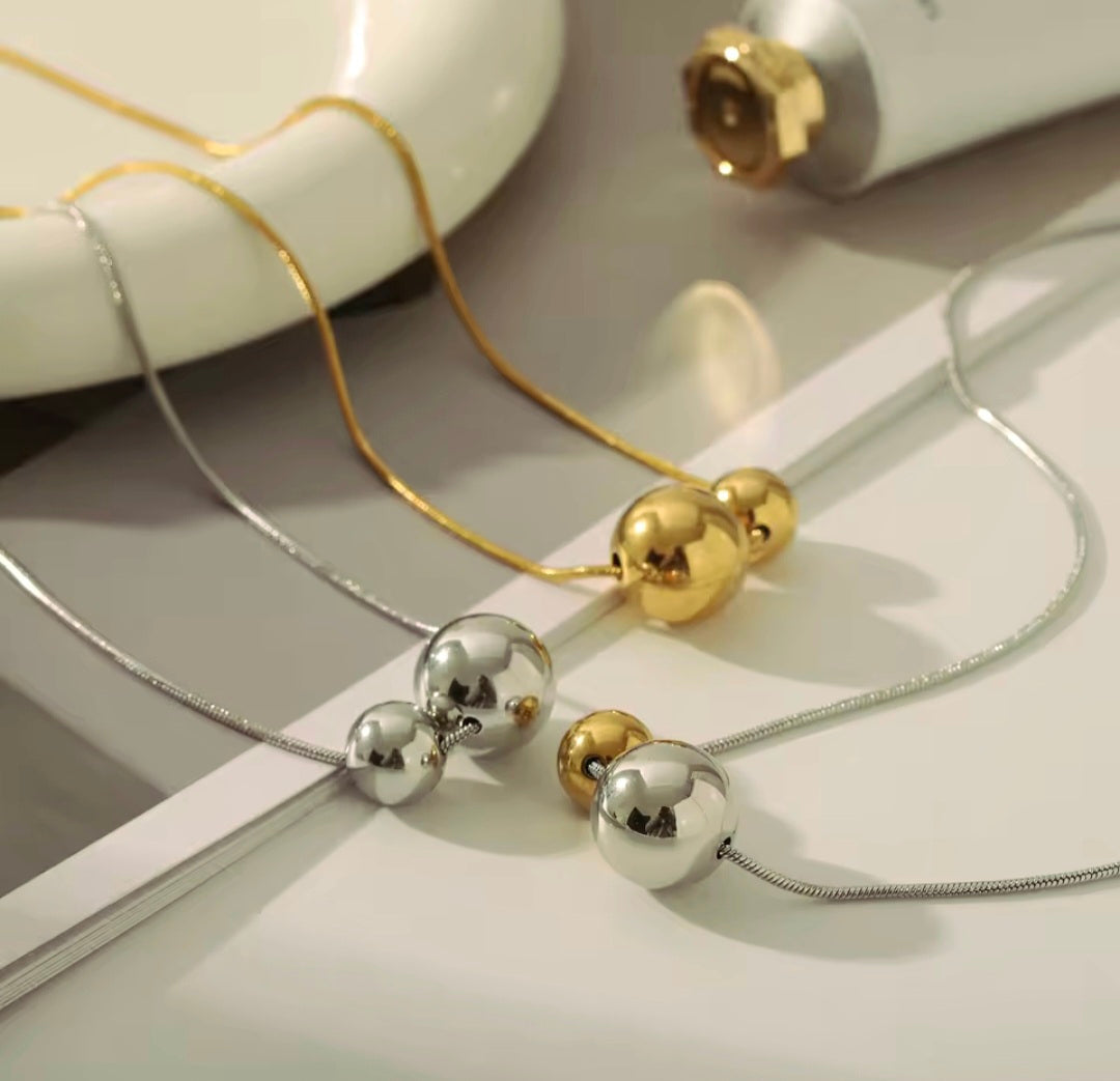 Colar em Tendência em Aço Inoxidável