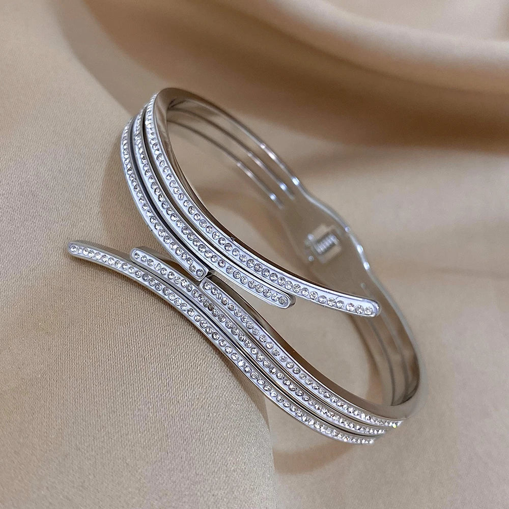 Pulseiras Brilhantes em Aço Inox Prateado