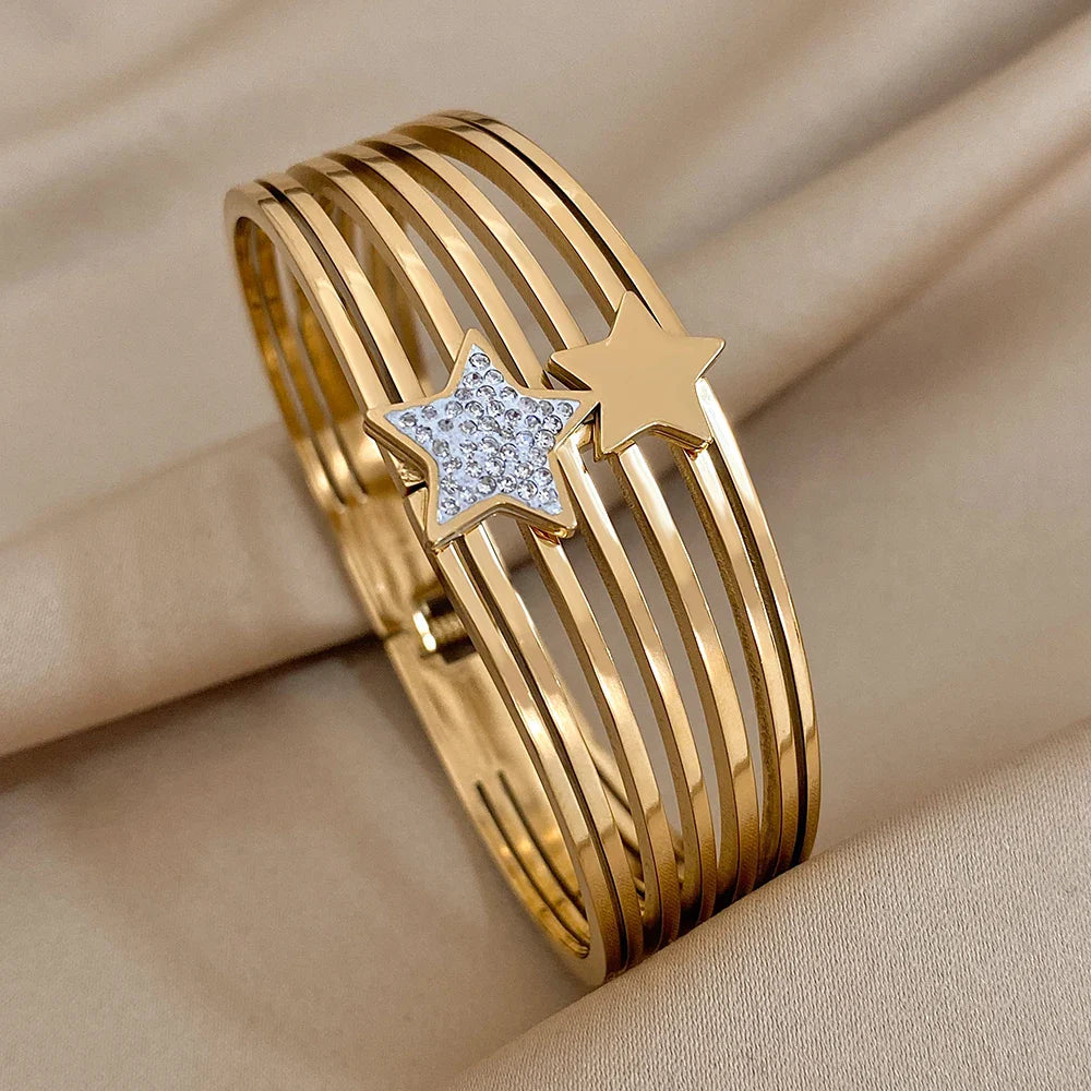 Pulseira Rígida com Estrelas