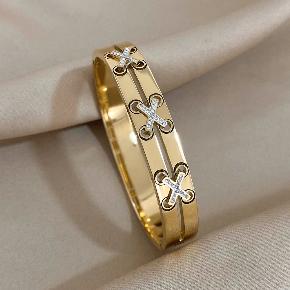 Pulseiras Brilhantes em Aço Inoxidável Cruzado