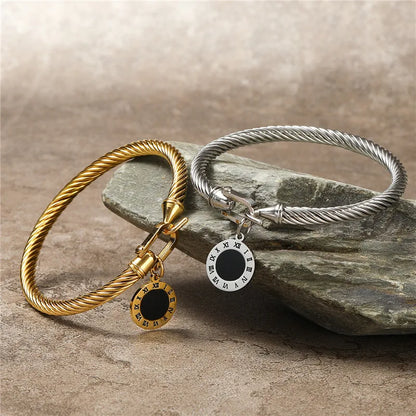 Pulseira com Charm de Numeração Romana