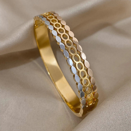 Pulseira Rígida em Tendência