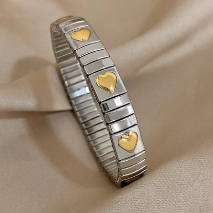 Pulseiras Elásticas Clássicas em Aço Corações