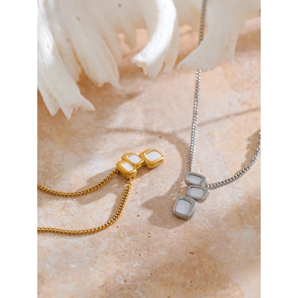 Colar de Pendente Geométrico