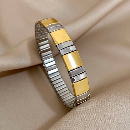 Pulseiras Elásticas Clássicas em Aço Squares Dourado