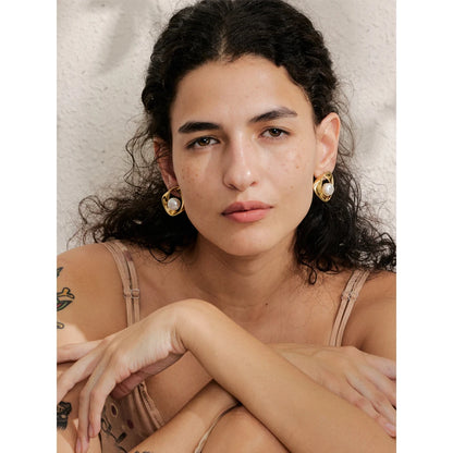 Brincos de Pérola Irregulares