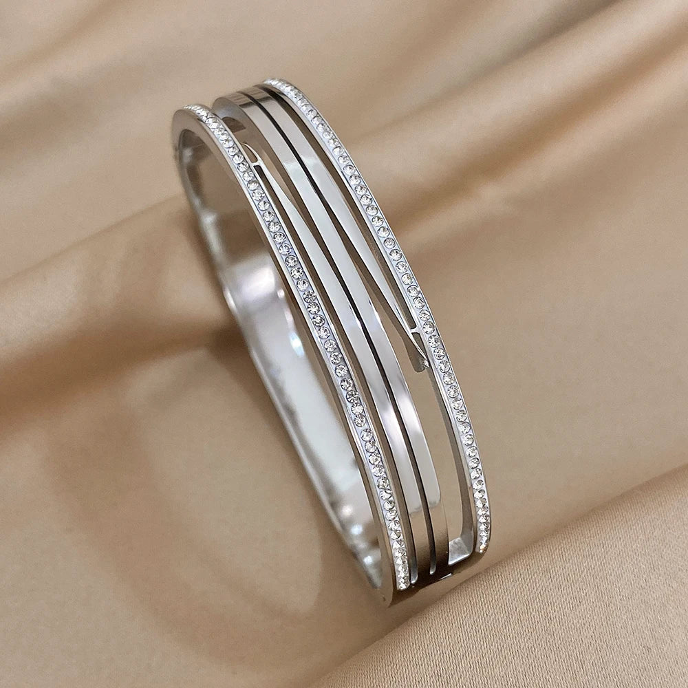 Pulseira Rígida Clássica em Aço Inoxidável Prateado