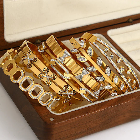Pulseiras Brilhantes em Aço Inoxidável