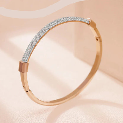 Pulseira Rígida Brilhante em Aço Inox