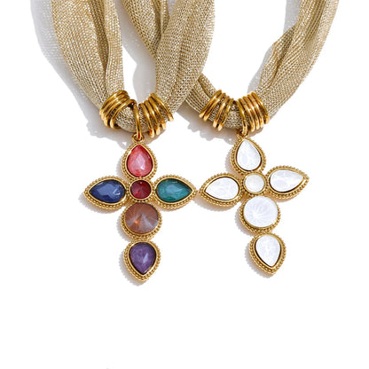 Colar de Tecido Pendente Cruz