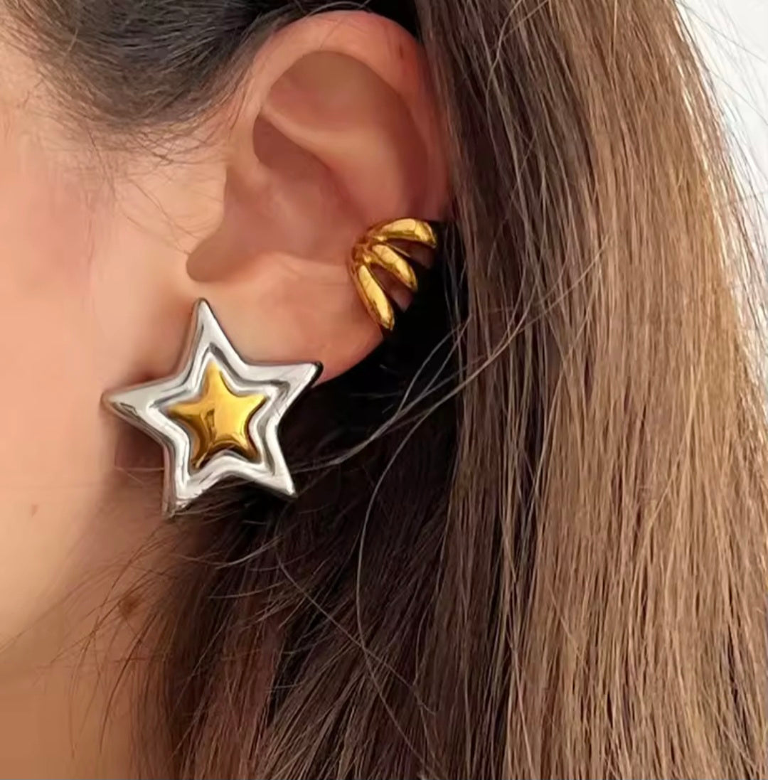 Brincos em Forma de Estrelas em Aço Inoxidável
