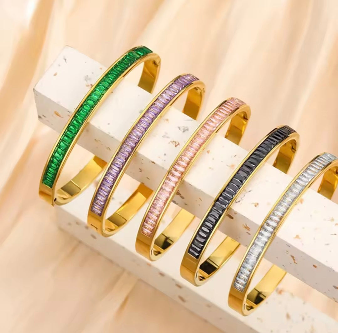 Pulseiras Brilhantes e Coloridas