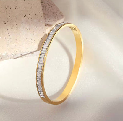 Pulseiras Brilhantes e Coloridas