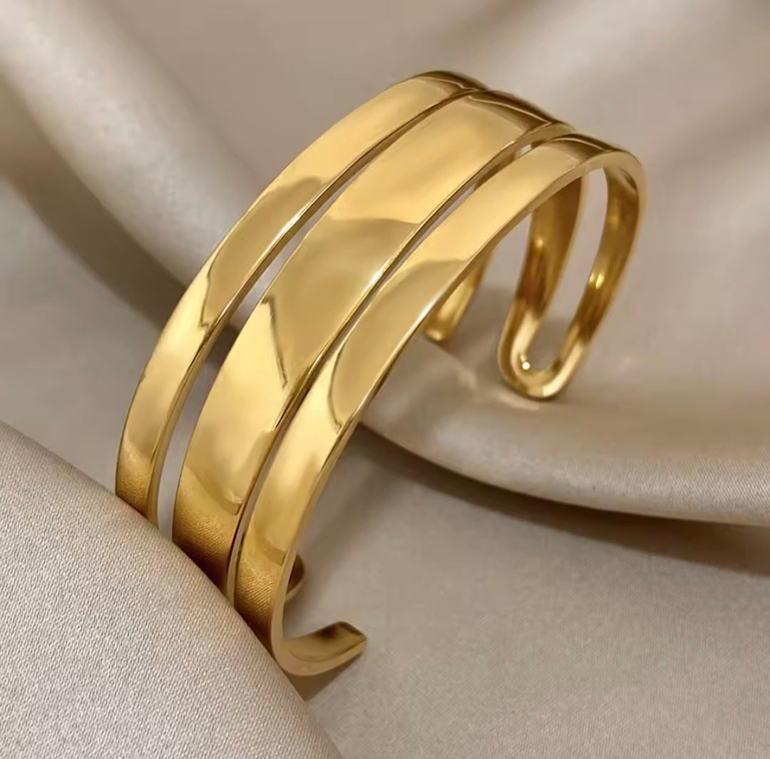 Pulseira Clássica em Aço Inoxidável