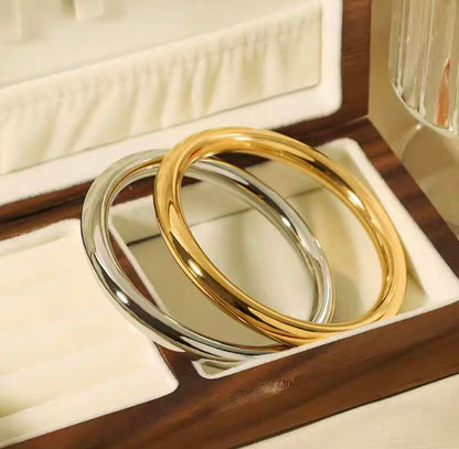 Pulseiras Clássicas em Aço Inox