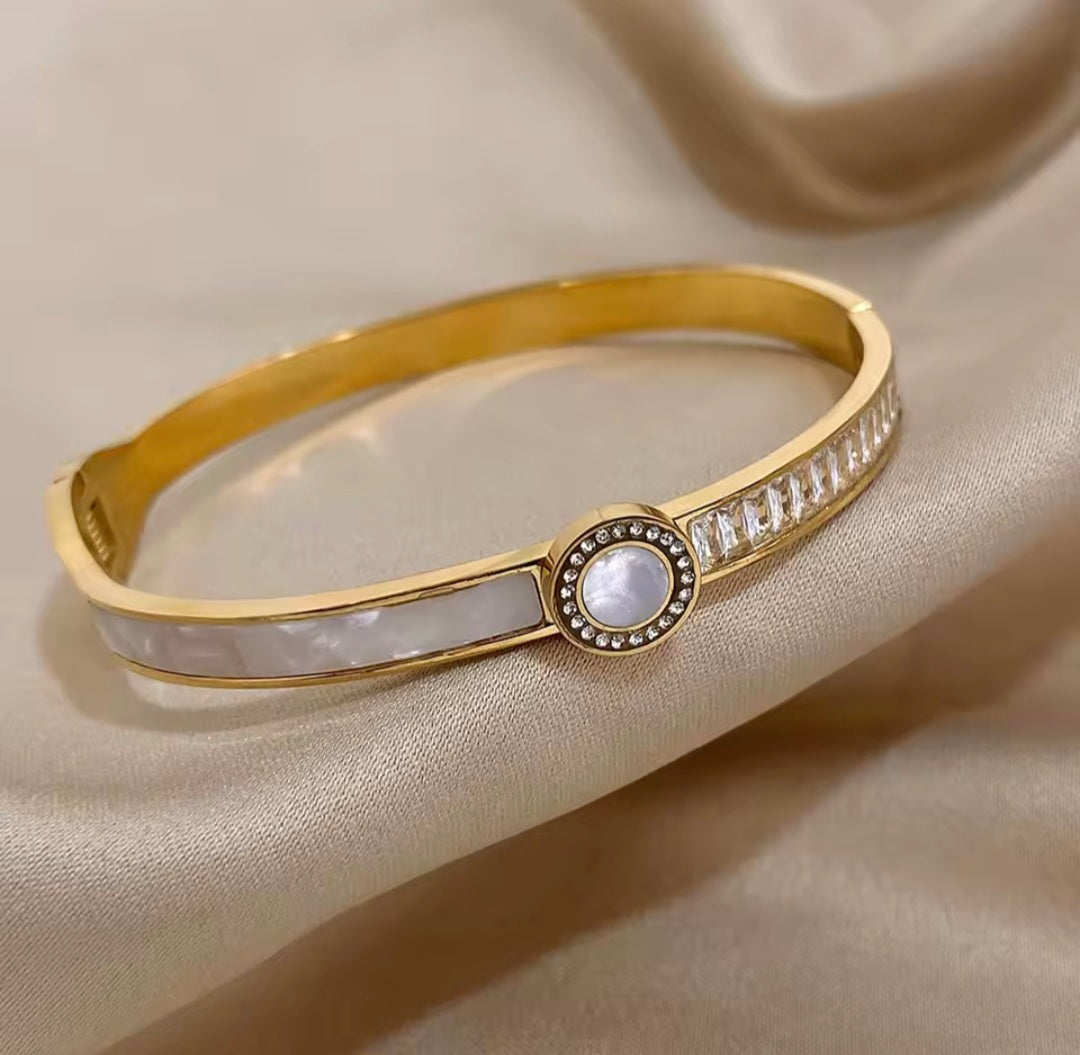 Pulseira Glamorosa em Aço Inoxidável