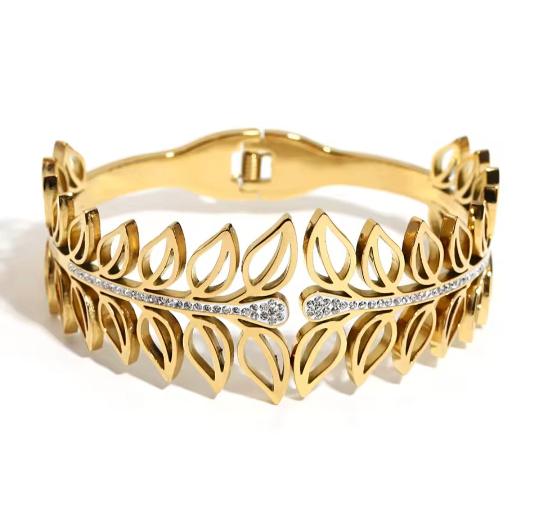Pulseira Floral em Aço Inoxidável