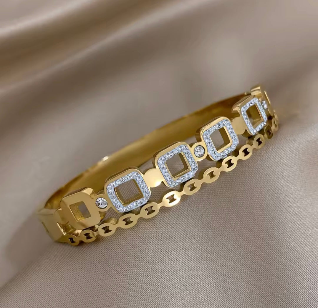 Pulseiras Rígidas Brilhantes