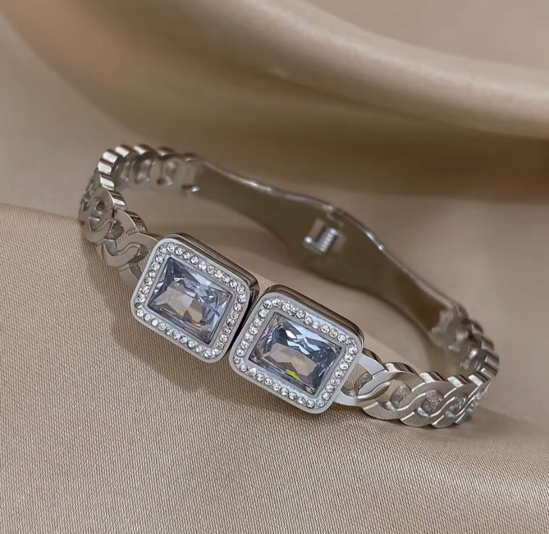 Pulseiras Rígidas Brilhantes