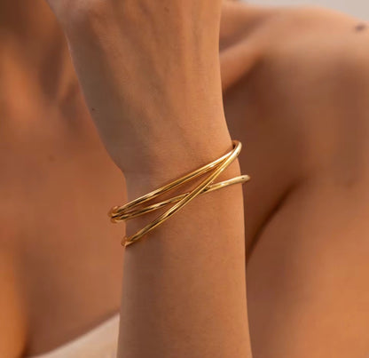 Bangle Cruzada - Aço inoxidável