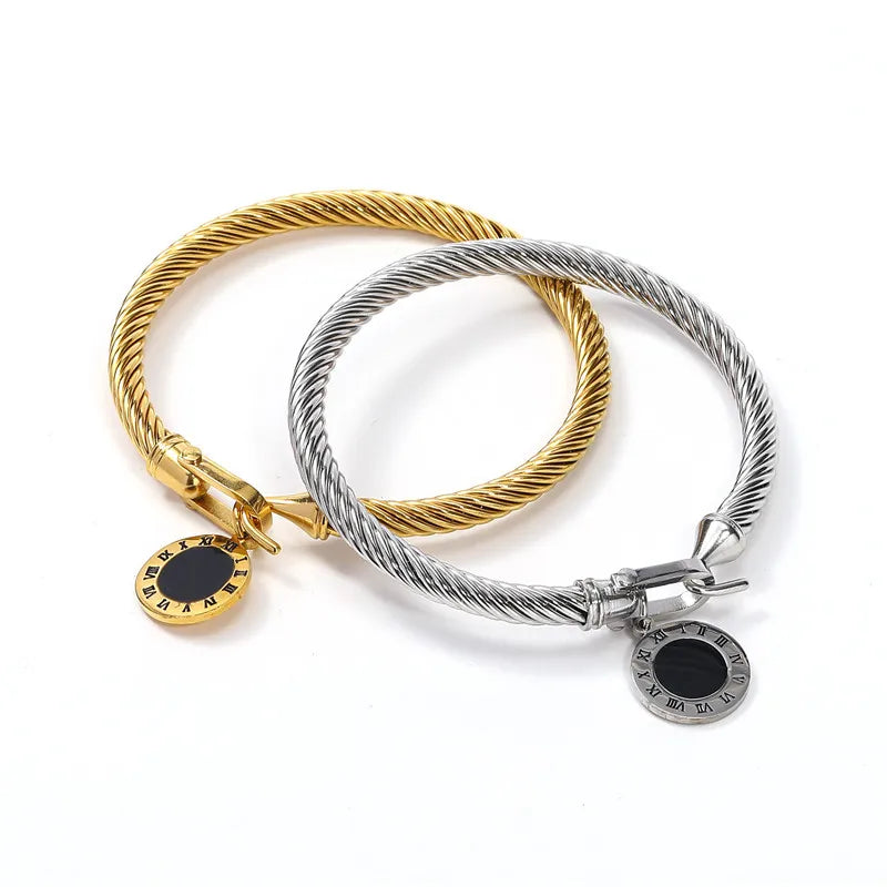 Pulseira com Charm de Numeração Romana