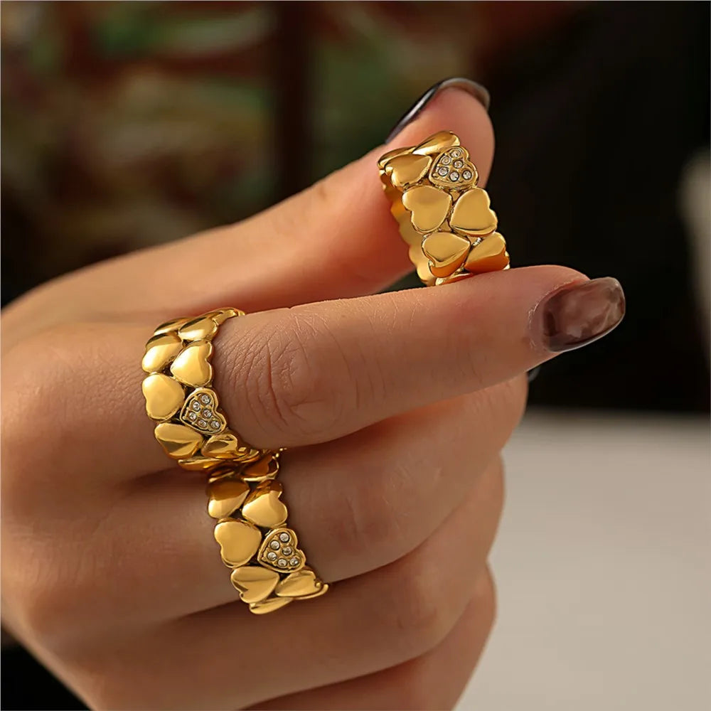 Anel com Corações Dourado