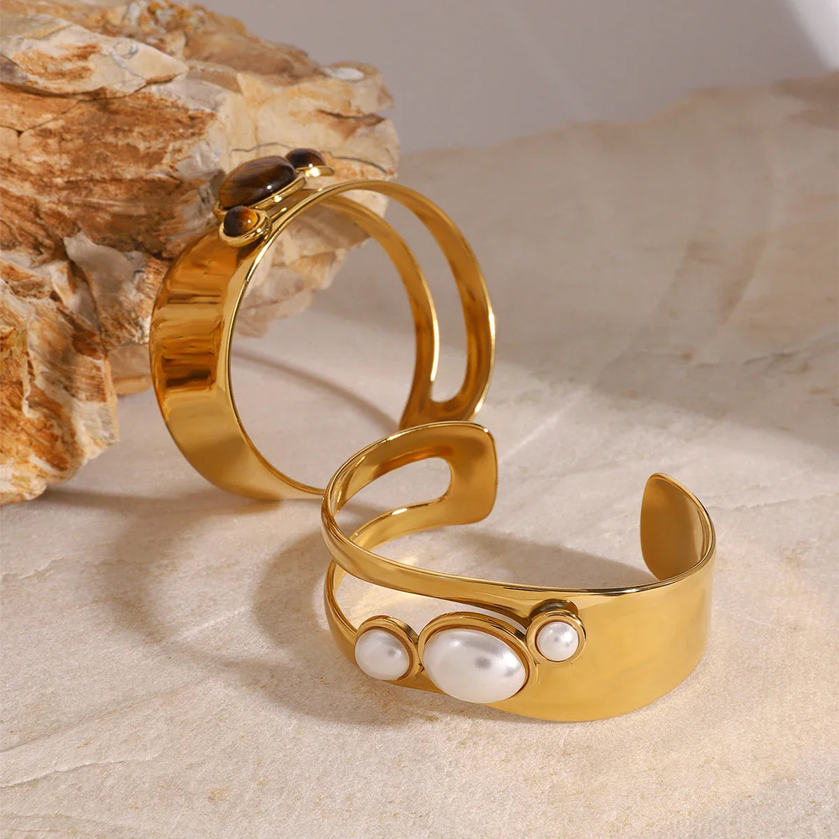 Pulseira Rígida com Pérola