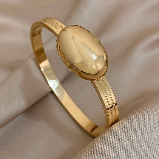Pulseira Rígida em Tendência