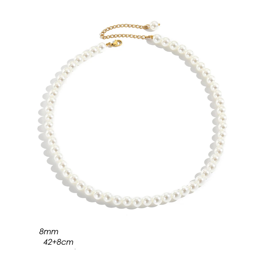 Um verdadeiro clássico que nunca sai de moda. Colares de pérolas elegantes, com fecho de aço inoxidável de alta qualidade e antialérgico.