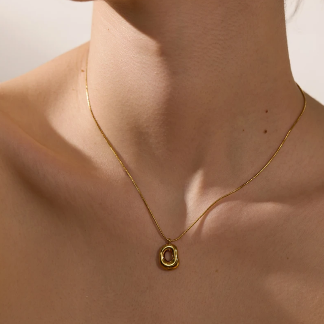 Colar Pendente Geométrico